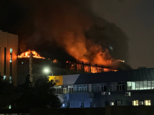 Toshkentdagi Miran mehmonxonasi hududida yong‘in chiqdi.